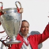 mini-rafael-benitez-champions-league-trophy_1096008